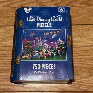 Disney Parks Walt Disney World 750 Piece Puzzle